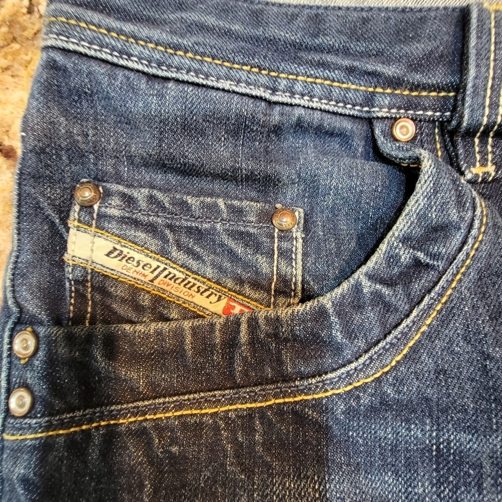 Diesel Denim Men's Blue Jeans 32X30 - Picture 6 of 9